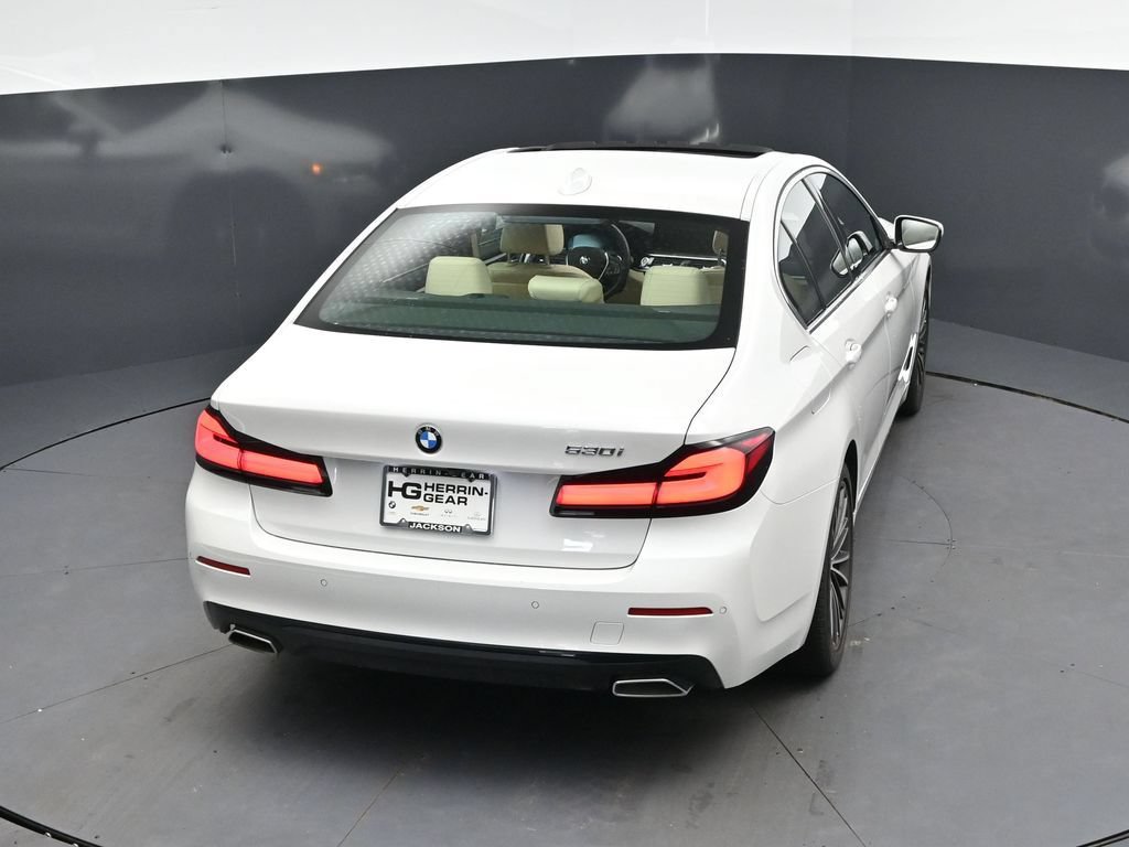 Certified 2023 BMW 530i w/ Premium Package RWD image 34