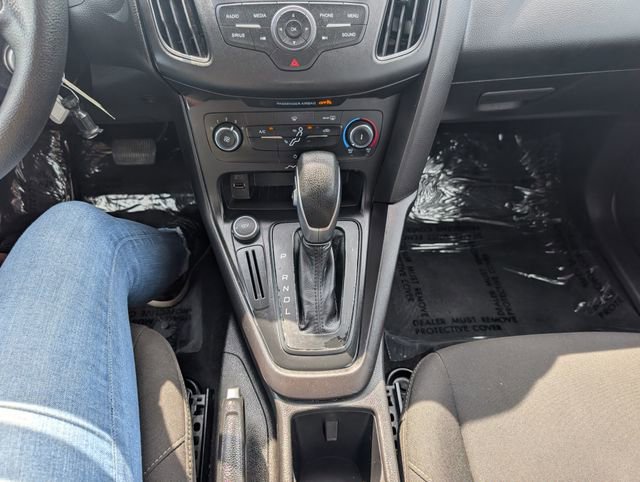 Used 2017 Ford Focus SE FWD image 13