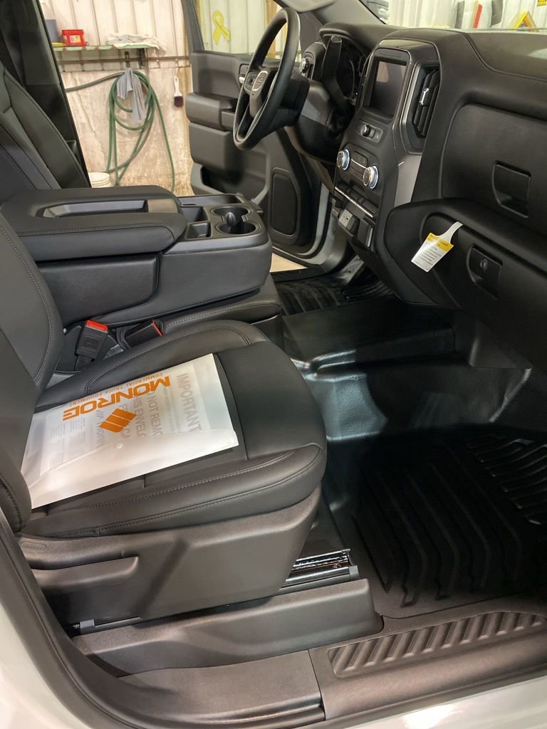 New 2025 GMC Sierra 2500 Pro w/ Convenience Package image 17