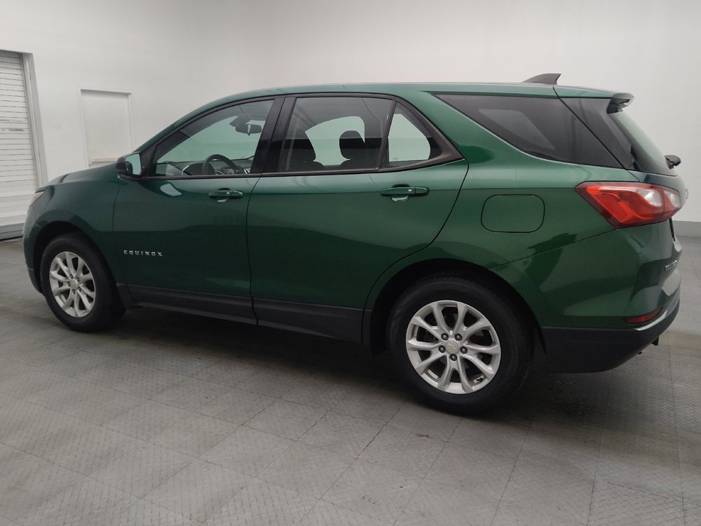 Used 2018 Chevrolet Equinox LS image 3
