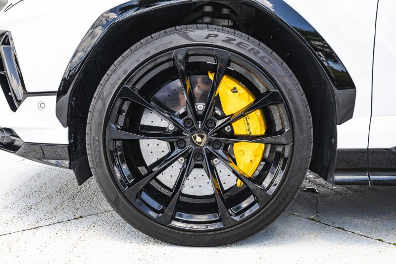 Used 2024 Lamborghini Urus S AWD/4WD image 40