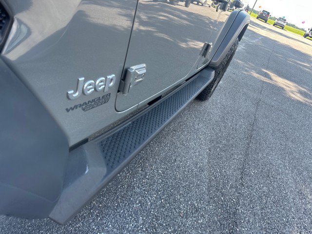 Used 2020 Jeep Wrangler Unlimited Sport w/ Cold Weather Group AWD/4WD image 10