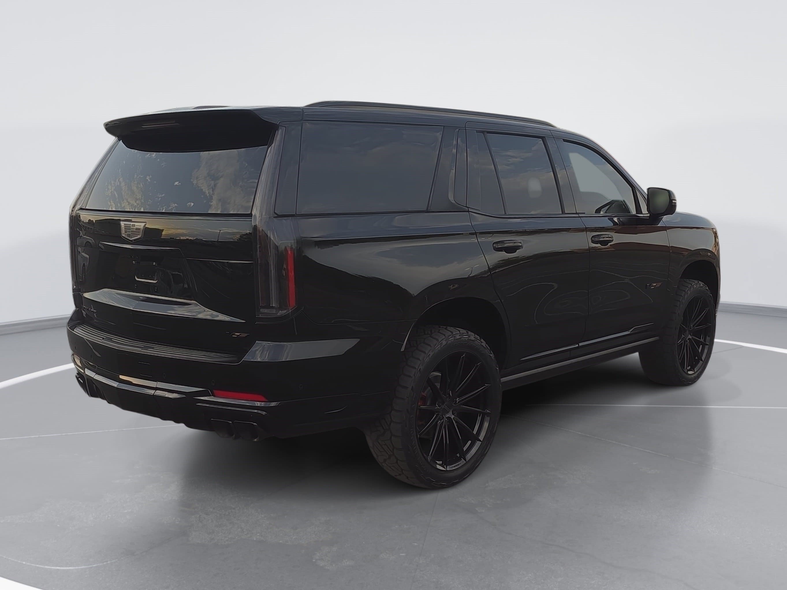 Certified 2026 Cadillac Escalade V AWD/4WD image 3