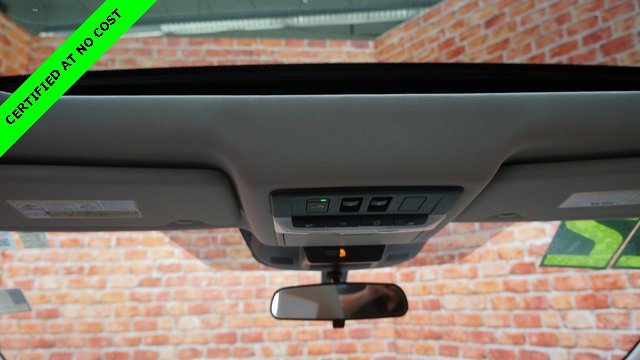 Used 2022 Nissan Rogue SV w/ SV Premium Package image 33