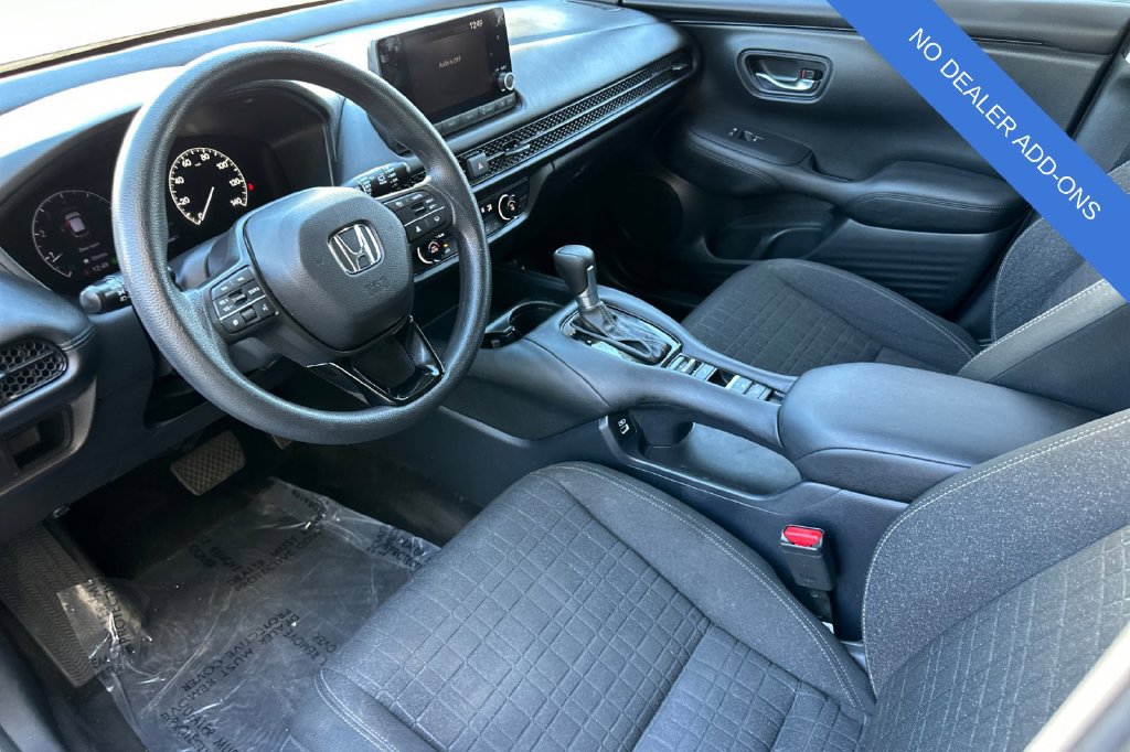 Used 2023 Honda HR-V LX image 10