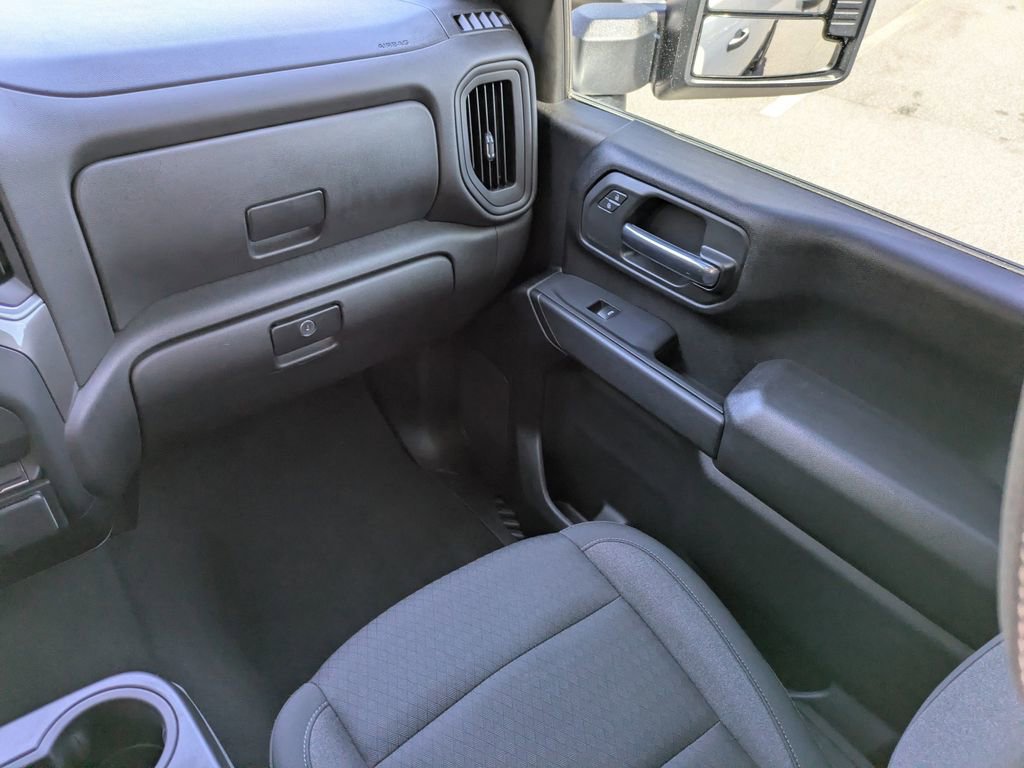 Used 2024 Chevrolet Silverado 2500 Custom w/ Custom Convenience Package image 17