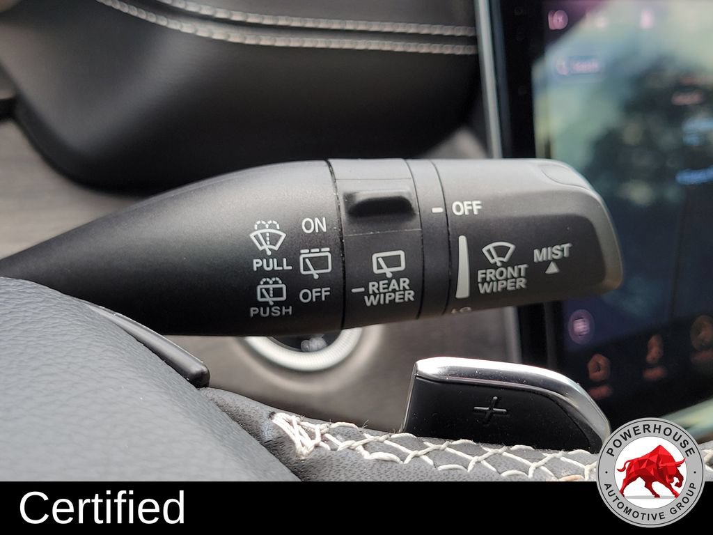 Used 2024 Jeep Grand Cherokee Limited RWD image 34