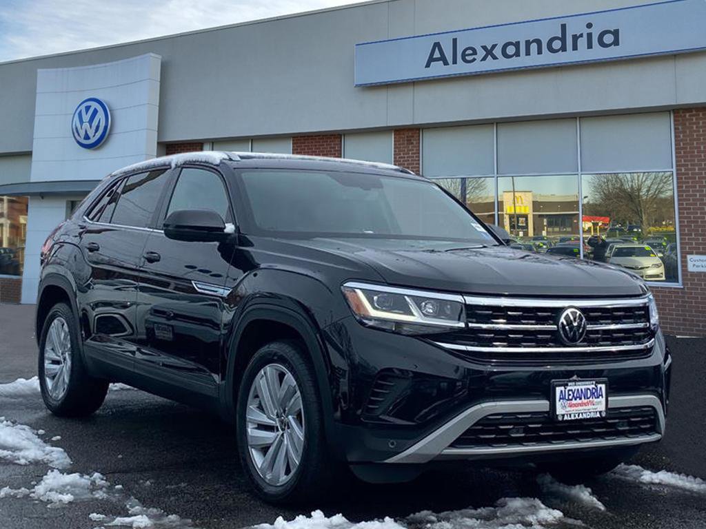 Used 2022 Volkswagen Atlas Cross Sport SE w/ Panoramic Sunroof Package AWD/4WD image 1
