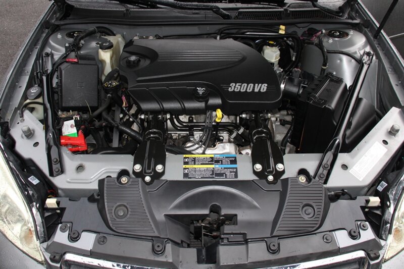 Used 2006 Chevrolet Impala LS FWD image 17