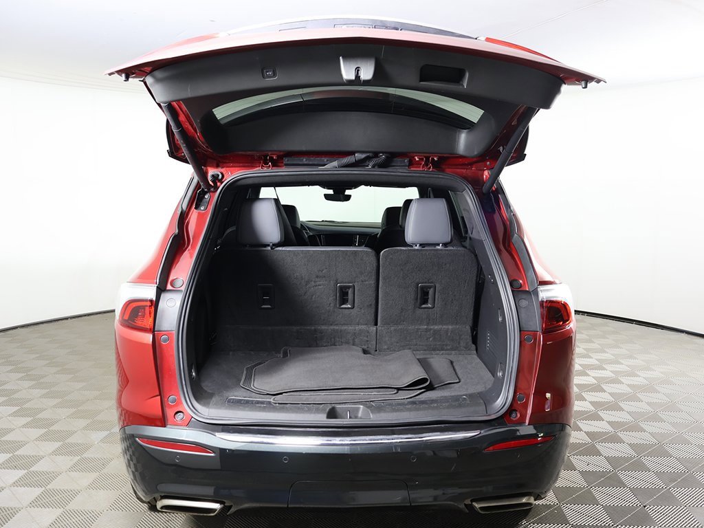Used 2024 Buick Enclave Premium image 18