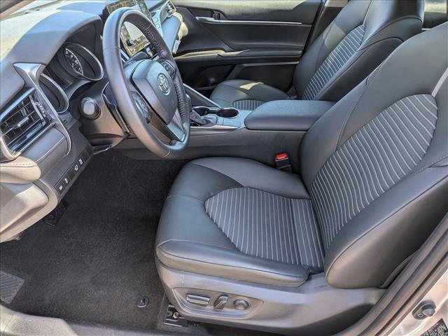 Used 2022 Toyota Camry SE FWD image 15