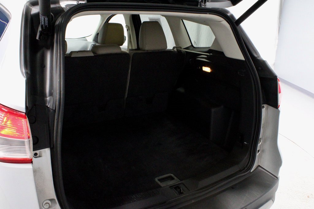 Used 2016 Ford Escape Titanium w/ Equipment Group 301A image 13