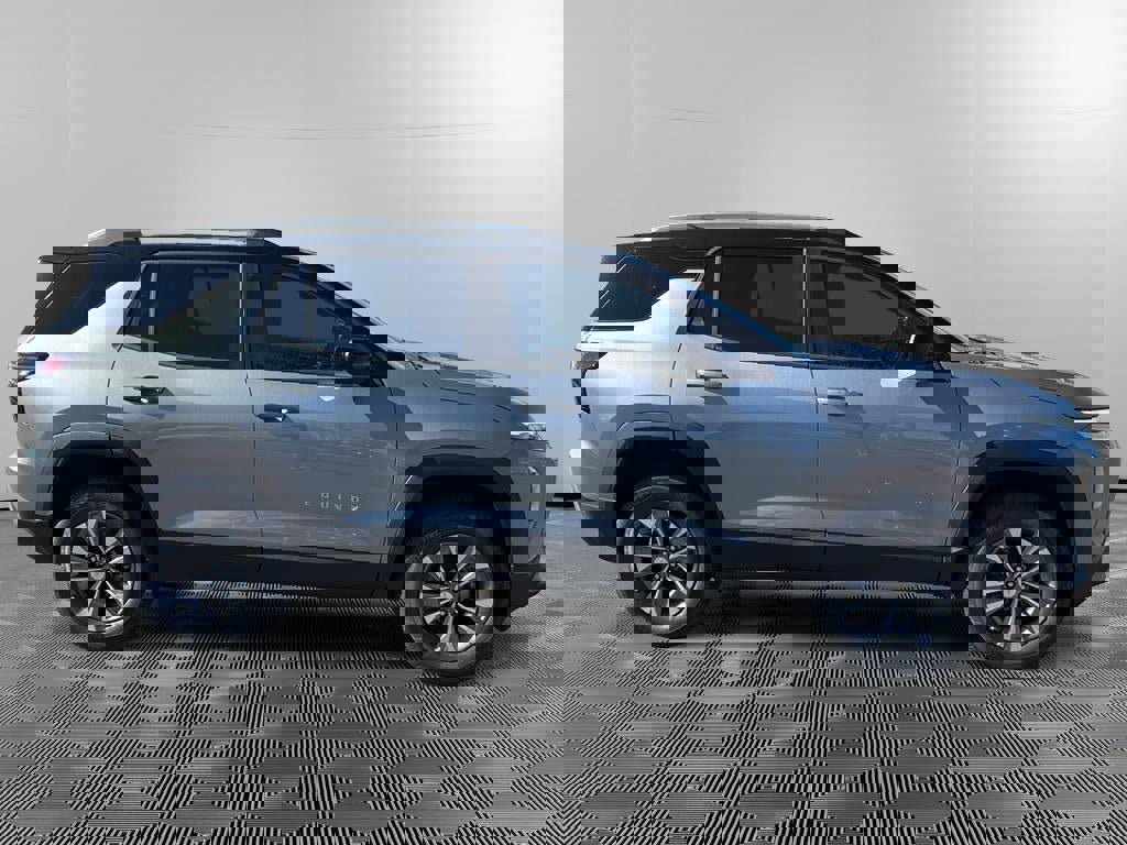 New 2026 Chevrolet Equinox LT image 8