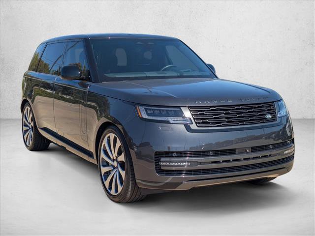 New 2025 Land Rover Range Rover Long Wheelbase SE image 7