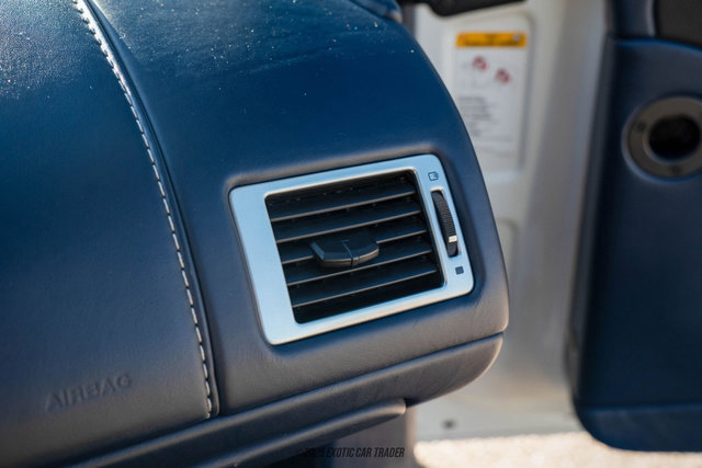 Used 2008 Aston Martin V8 Vantage Roadster 6-Speed image 31