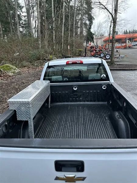 Used 2015 Chevrolet Silverado 1500 W/T image 9