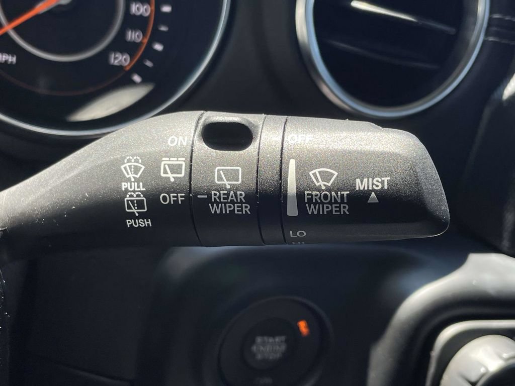 Used 2021 Jeep Wrangler Unlimited Sahara AWD/4WD image 32