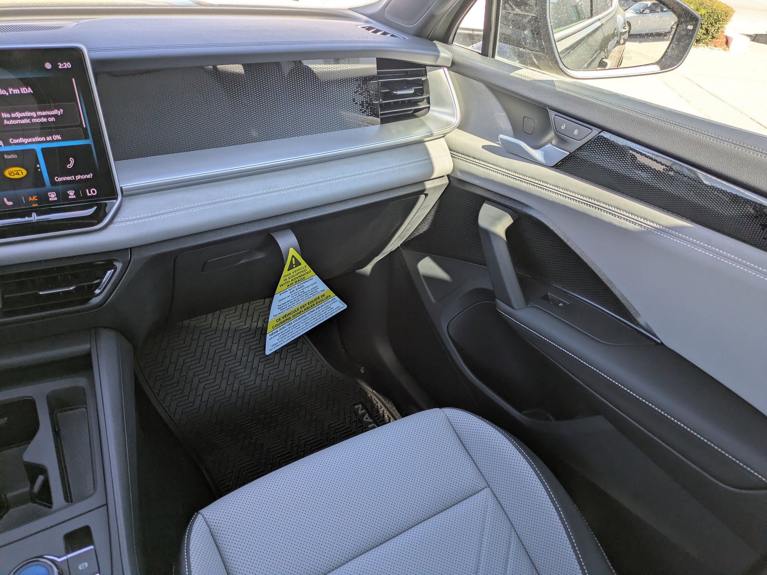 New 2026 Volkswagen Tiguan SE R-Line image 18