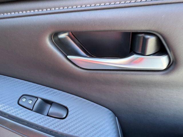 Used 2025 Nissan Sentra SV w/ All-Weather Package FWD image 8