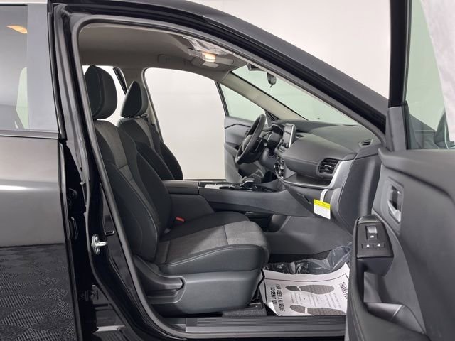 New 2026 Nissan Rogue SV image 39