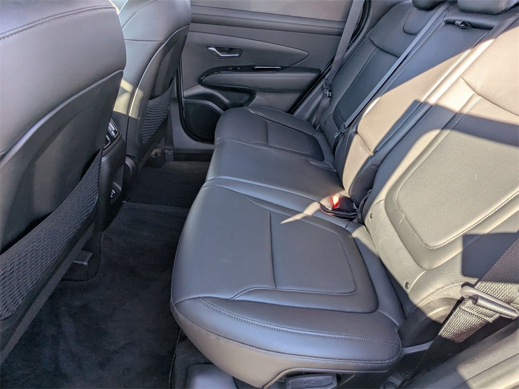 Certified 2025 Hyundai Tucson Limited image 18