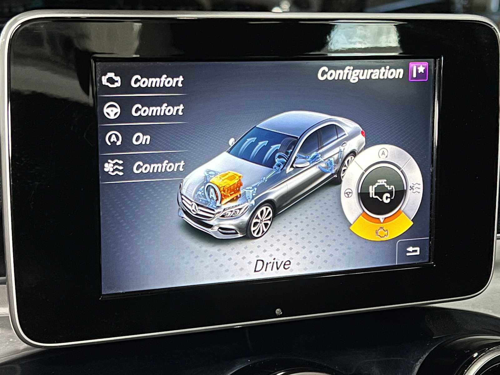 Used 2015 Mercedes-Benz C 300 4MATIC Sedan image 34