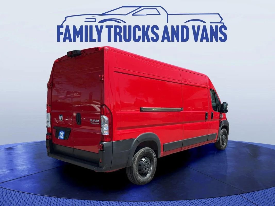 Used 2022 RAM ProMaster 2500 w/ Driver Convenience Group FWD image 4