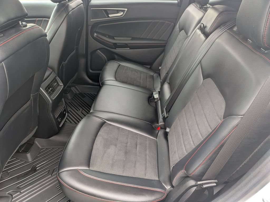 Used 2022 Ford Edge ST-Line AWD/4WD image 25