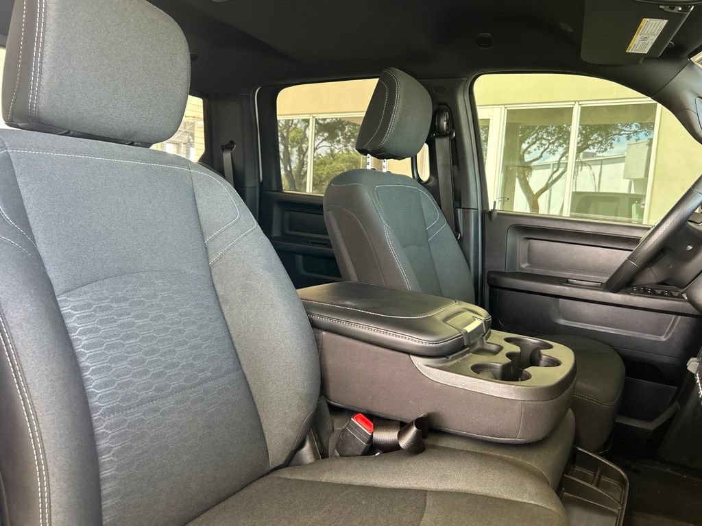 Used 2025 RAM 3500 Tradesman AWD/4WD image 26