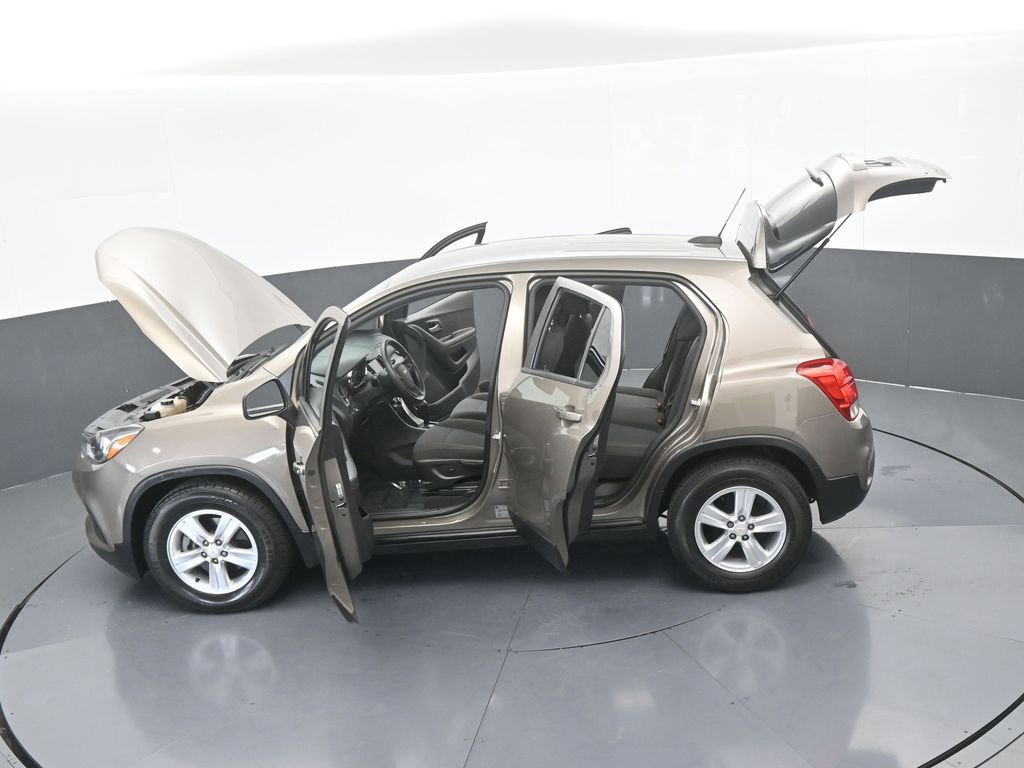 Used 2021 Chevrolet Trax LS w/ Tint and Cruise Package FWD image 63