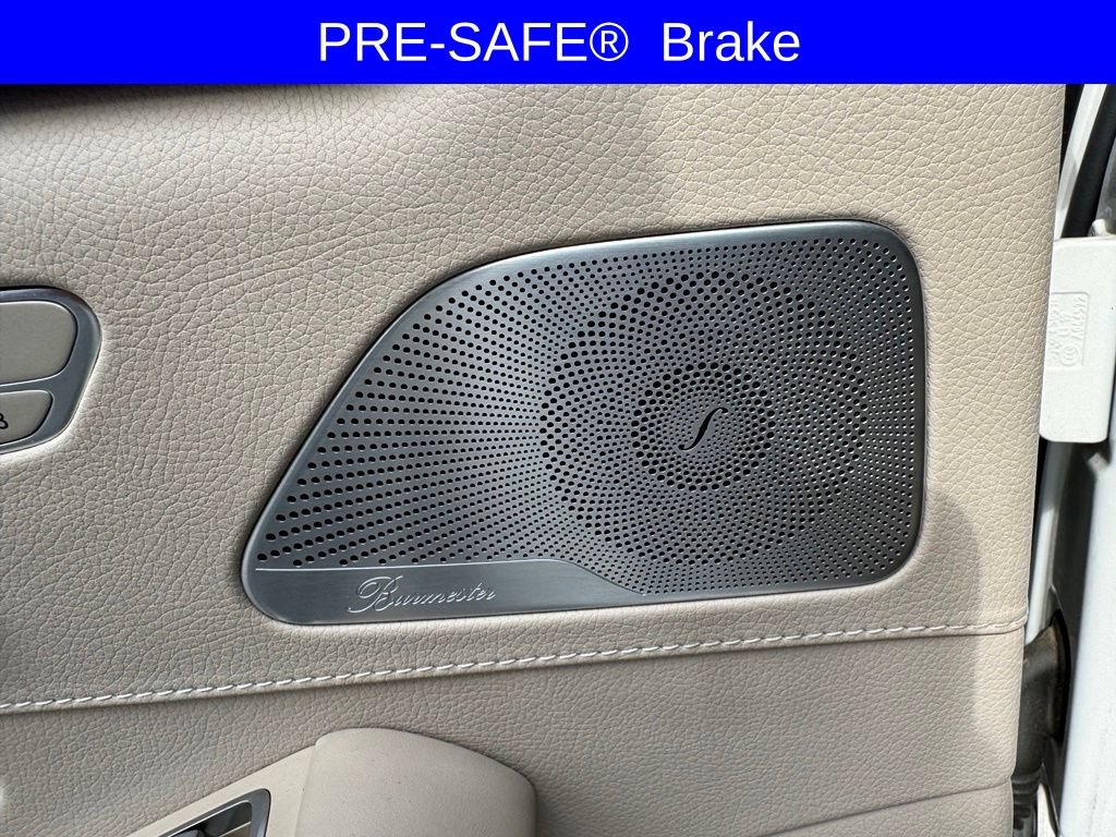 Used 2015 Mercedes-Benz S 550 Sedan image 16