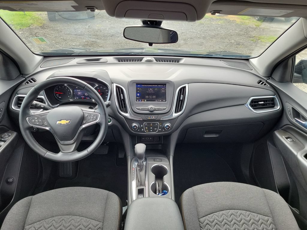Used 2023 Chevrolet Equinox LT w/ Driver Convenience Package AWD/4WD image 14