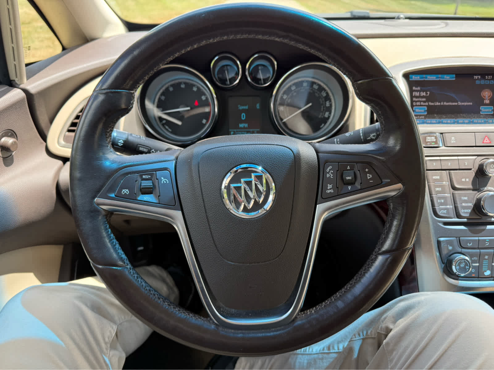 Used 2012 Buick Verano Leather FWD image 17