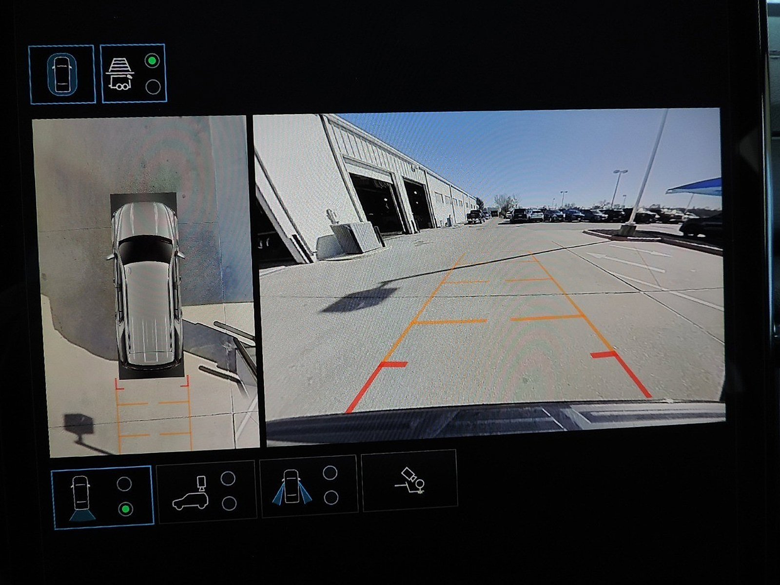 Certified 2025 GMC Yukon Denali image 30