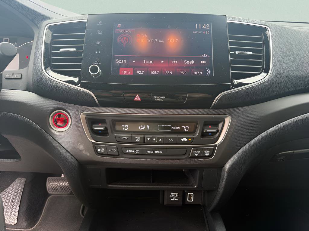 Certified 2023 Honda Ridgeline Sport image 18