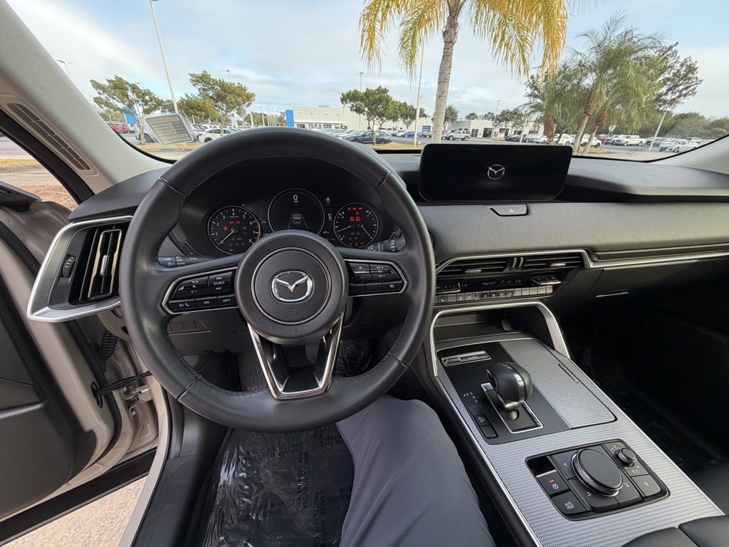 Used 2024 MAZDA CX-90 3.3 Turbo w/ Preferred Package image 11