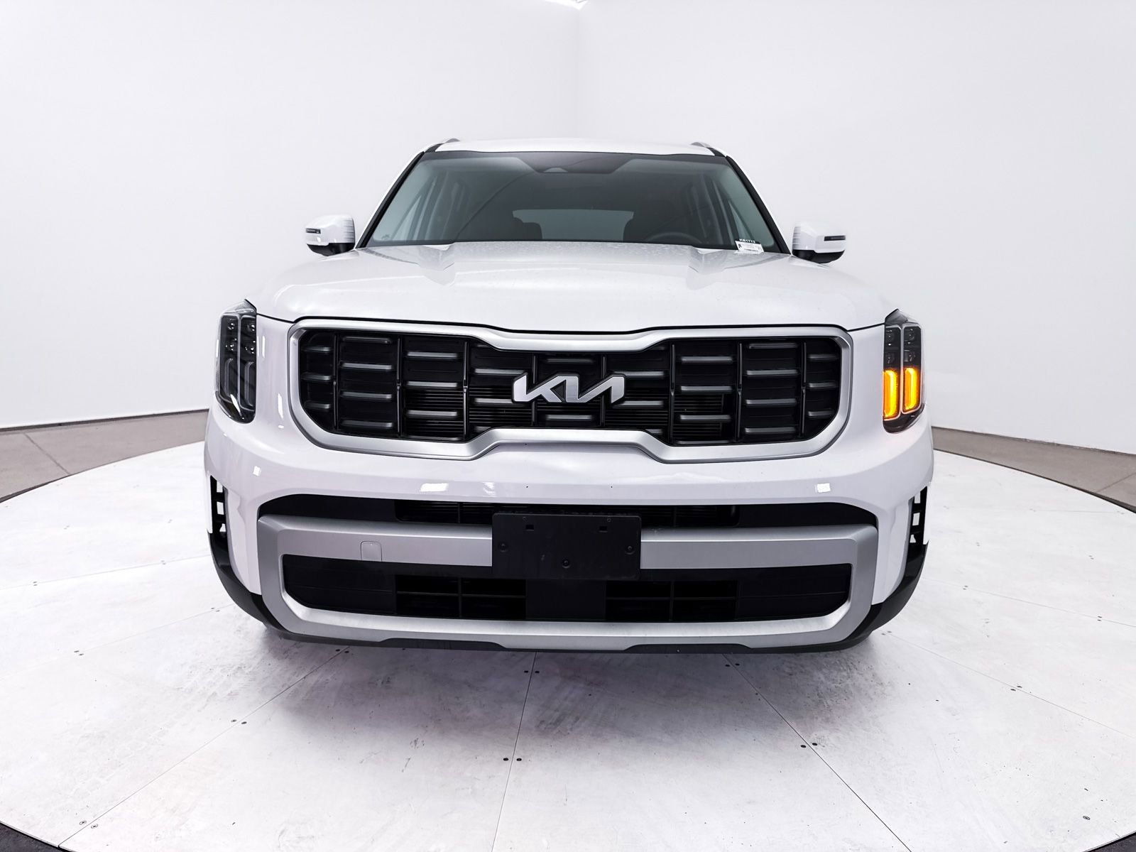 Used 2025 Kia Telluride S FWD image 14