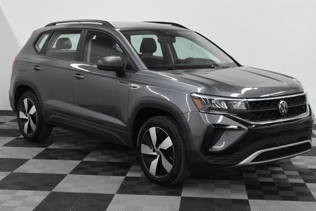 Used 2024 Volkswagen Taos S image 1