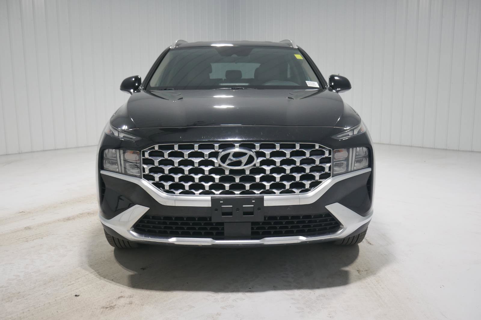 Used 2021 Hyundai Santa Fe SEL image 2