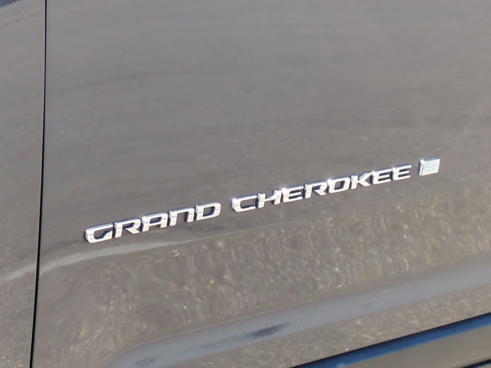 Certified 2023 Jeep Grand Cherokee L Limited w/ Luxury Tech Group II AWD/4WD image 13