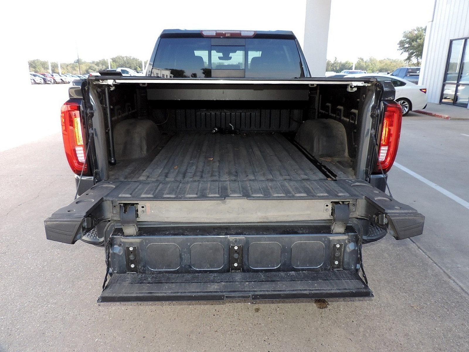 Used 2019 GMC Sierra 1500 Denali w/ Denali Ultimate Package AWD/4WD image 18
