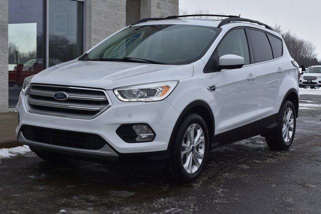 Used 2018 Ford Escape SEL image 9