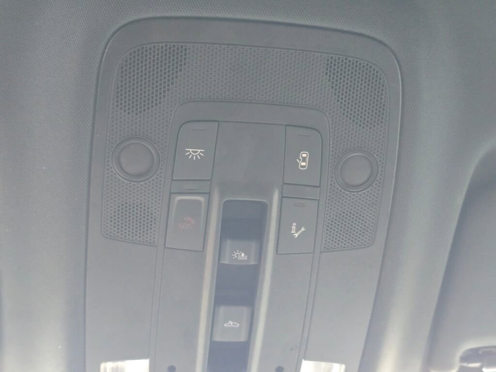 Used 2023 Audi Q3 2.0T Premium image 28