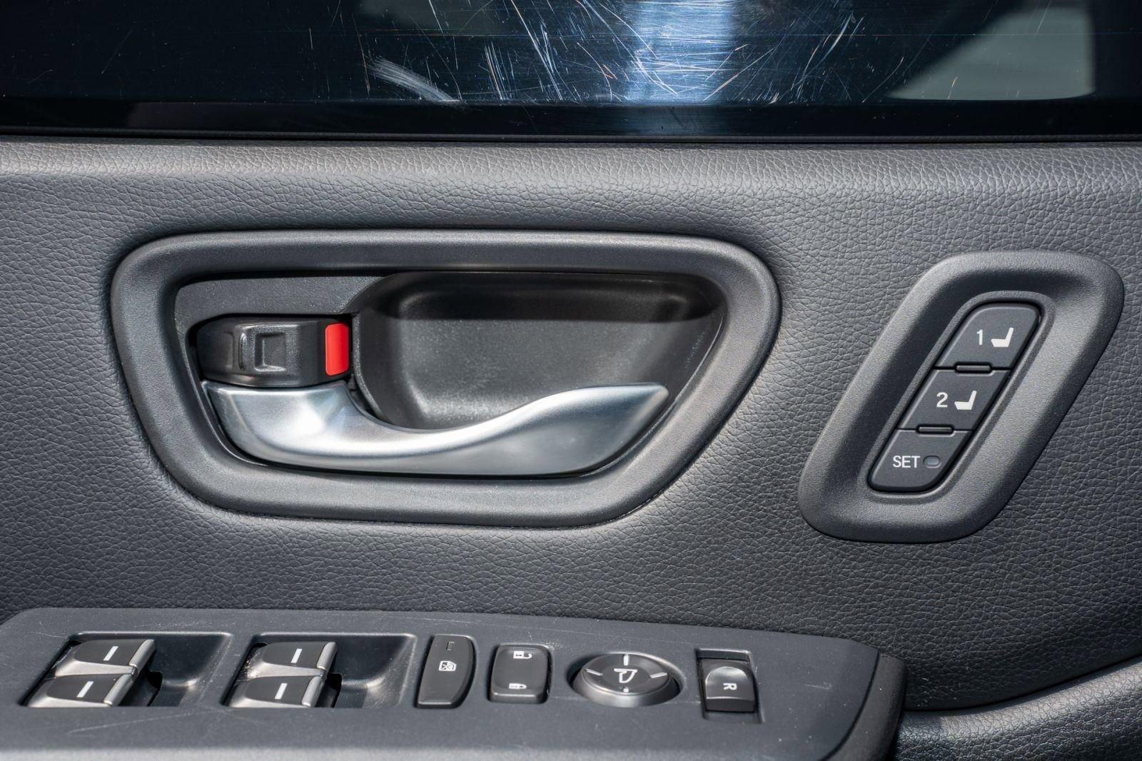 Certified 2024 Honda Pilot EX-L image 32