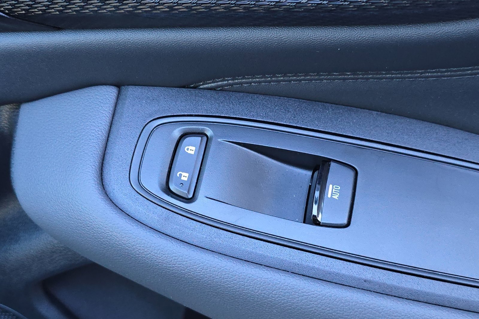 Used 2025 Subaru Outback Wilderness image 21