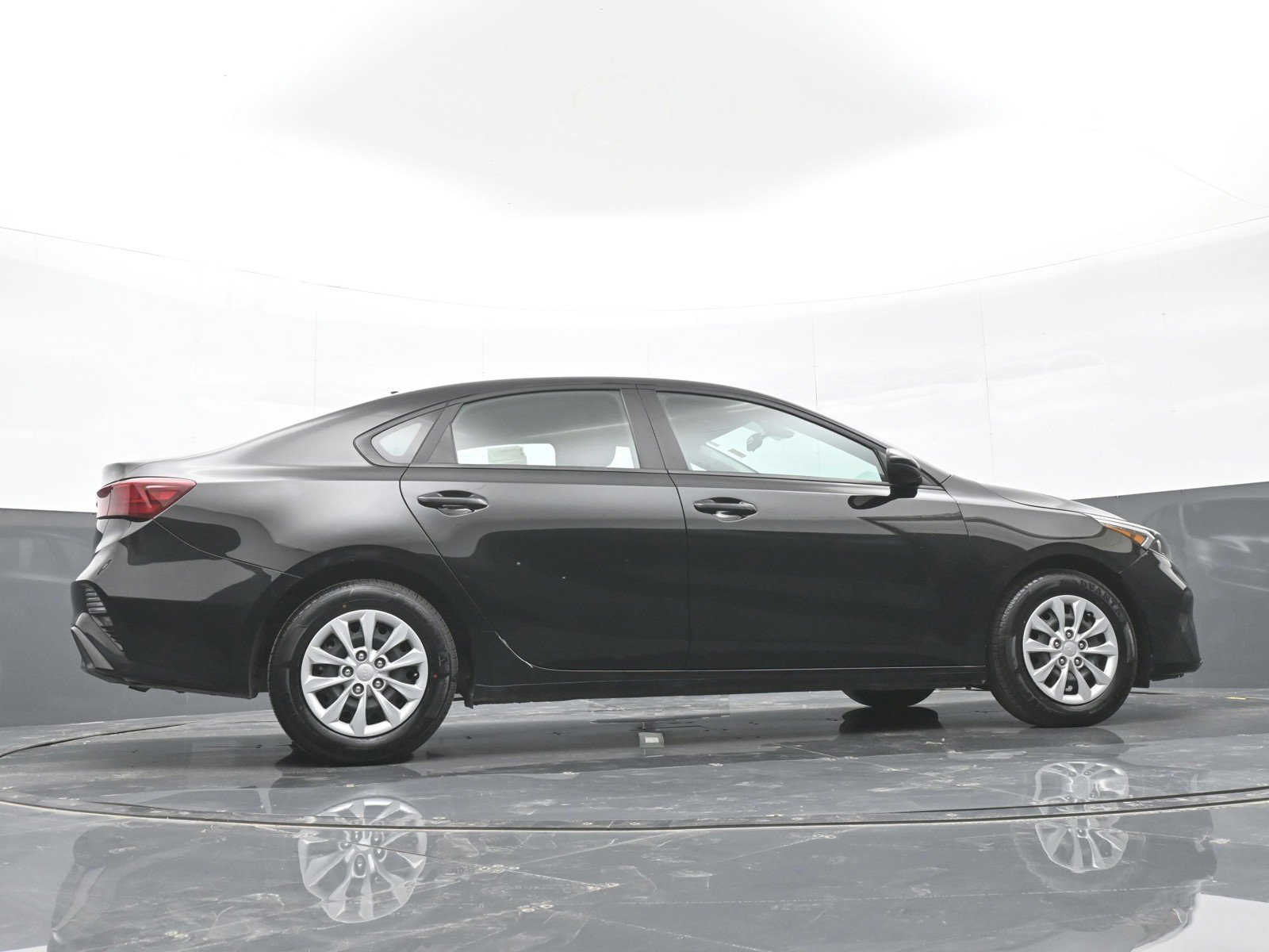 Used 2024 Kia Forte LX FWD image 40