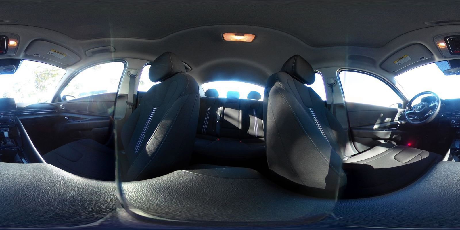 Used 2025 Hyundai Elantra SEL image 42