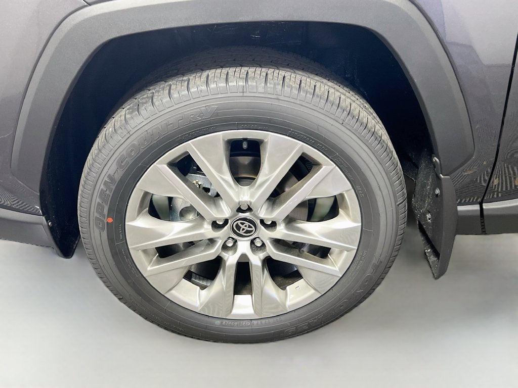 Used 2025 Toyota RAV4 Limited w/ Advanced Technology Package FWD image 11