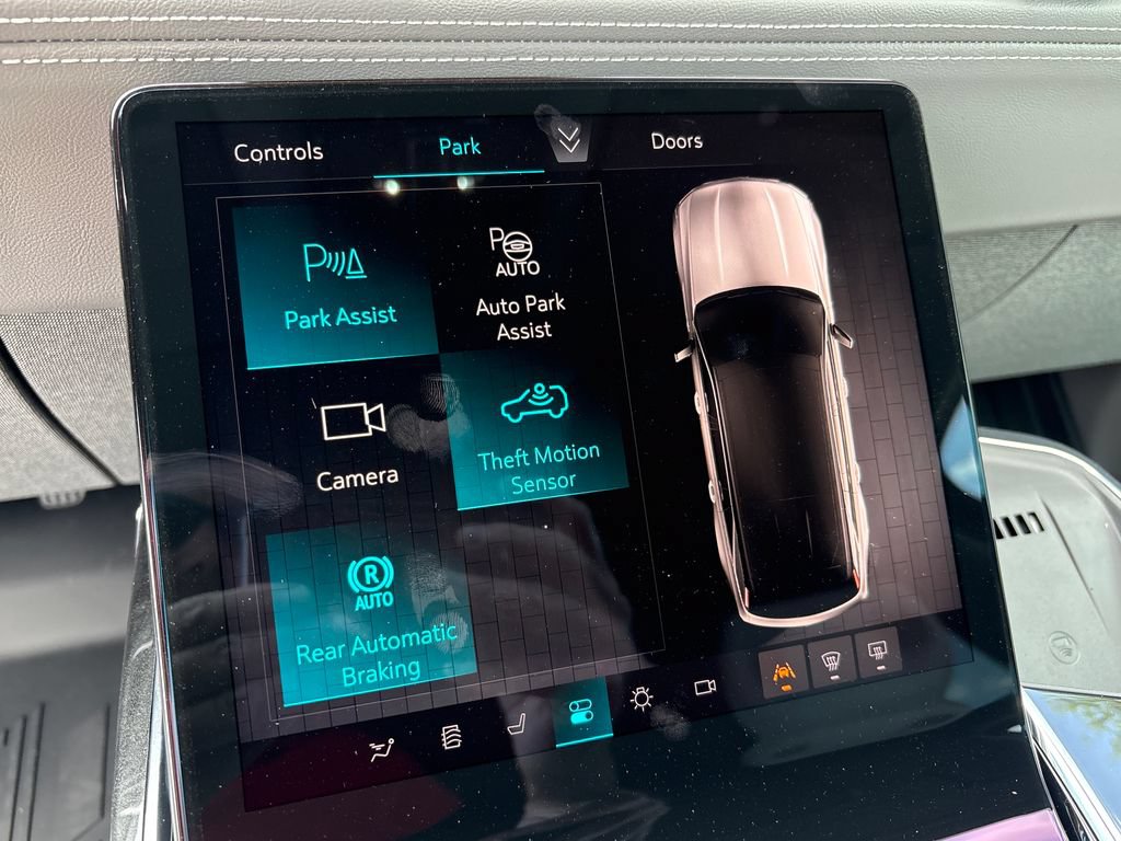 New 2026 Cadillac Escalade IQ Sport 1 w/ LPO, Floor Liner Package AWD/4WD image 41