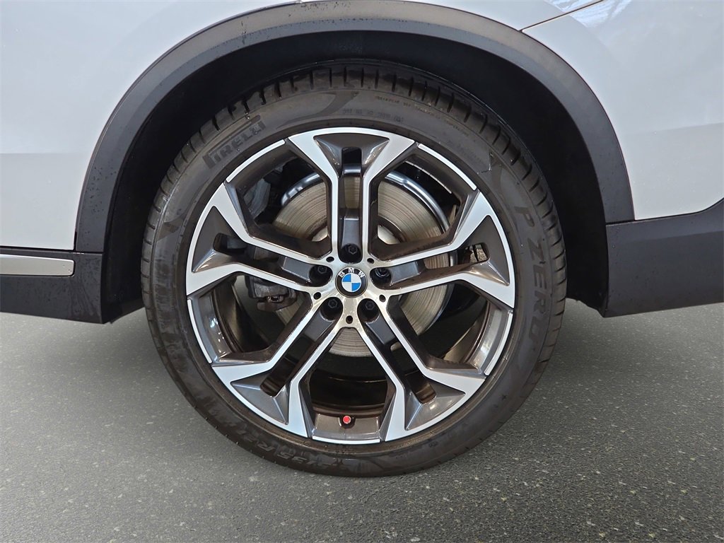 Used 2022 BMW X5 sDrive40i w/ Premium Package image 28